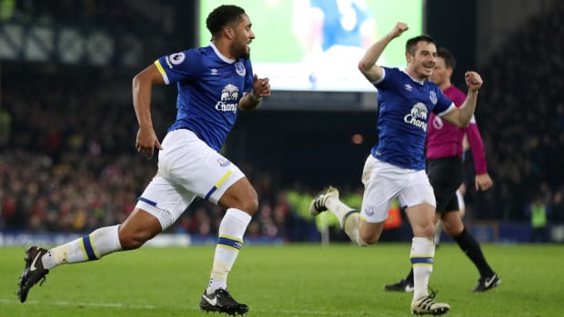 everton-arsenal-premier-league-ashley-williams.jpg